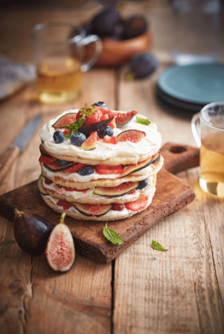 Naked cake Blini aux fruits rouges et figues